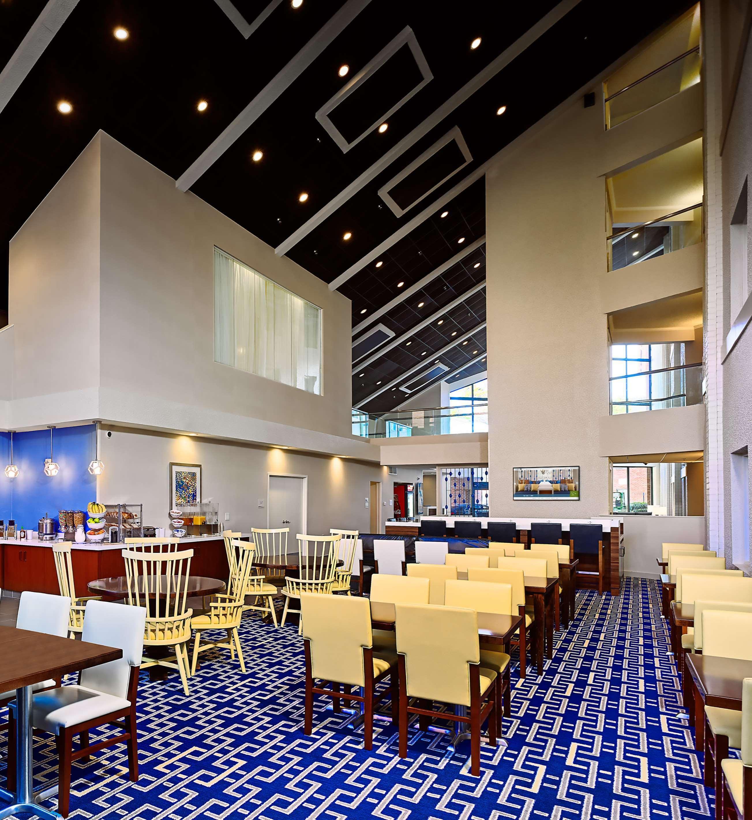 Sonesta Simply Suites Memphis East Poplar Pike Dış mekan fotoğraf