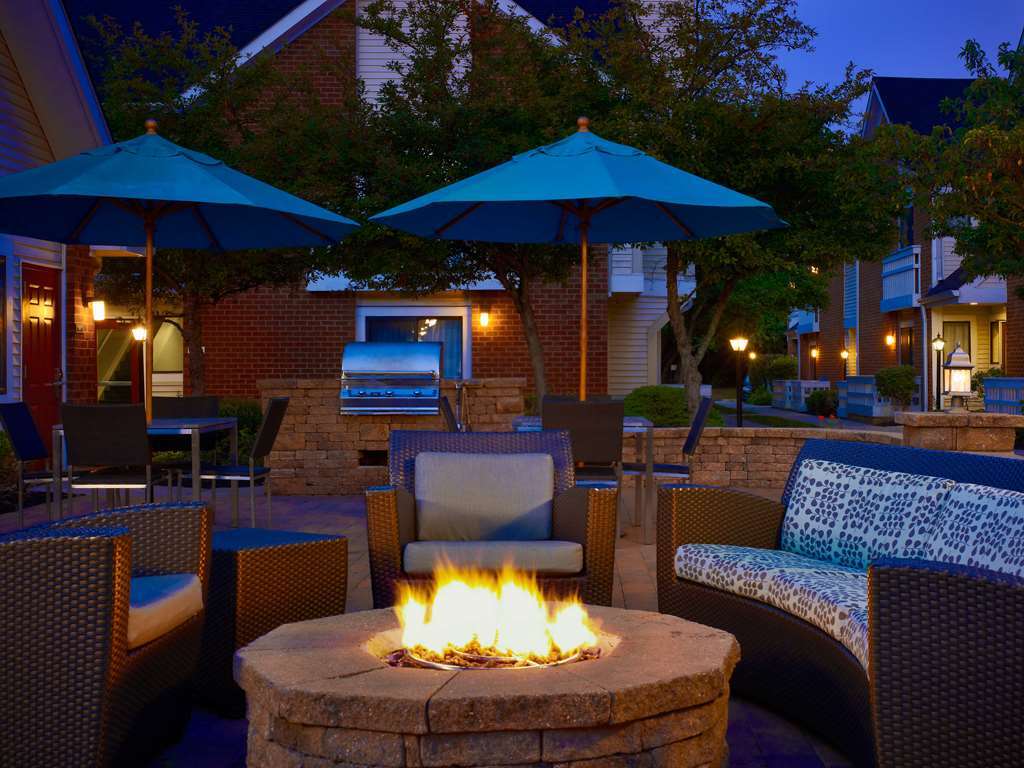 Sonesta Simply Suites Memphis East Poplar Pike Konforlar fotoğraf